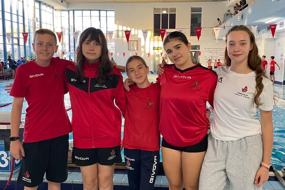 Tri medaily a osobné maximá pre plavcov Pirana Sport Clubu